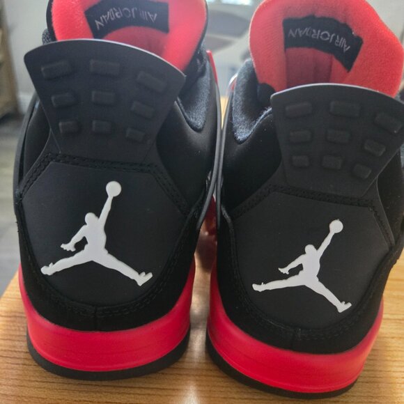 Air Jordan Red Thunder Retro 4 BRAND NEW - SZ 8 Mens - Picture 8 of 10